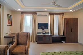 THE COURTYARD - Beyond Bar & Club