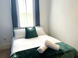 Cozy Leicester Apartment With 2 Bedrooms