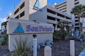 Coastal Retreat: Beach Access & Modern Comforts 2 Bedroom Condo