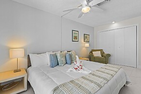 21591 Waterfront Duplex With Pool And Spa 2 Bedroom Condo