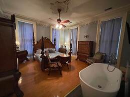 Upjohn House Inn