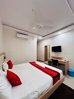 HOTEL INDRALOK INN