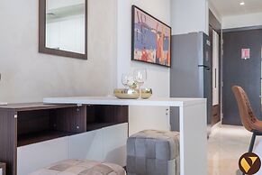 Vogue Jewelz Resident near MiracleGarden