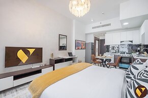 Vogue Jewelz Resident near MiracleGarden