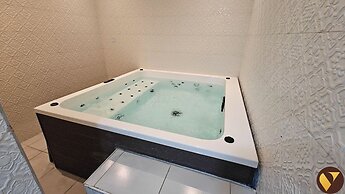 Vogue Jewelz Resident near MiracleGarden