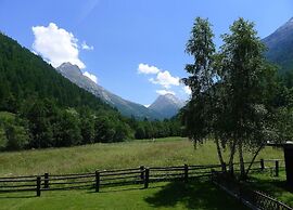 Bedroom Retreat in Saas Valley