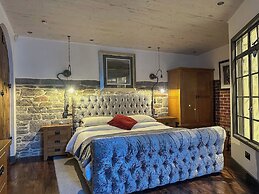 Barbican - Historic - Pets Ok - Parking - 5 Guests