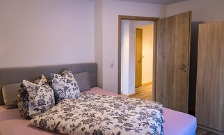 Mill Pond Luxury Escape