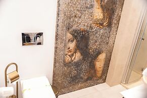 Conacul Coroanei Luxury Boutique Hotel