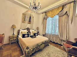 Conacul Coroanei Luxury Boutique Hotel