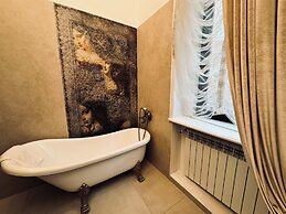 Conacul Coroanei Luxury Boutique Hotel