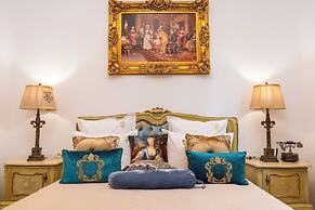 Conacul Coroanei Luxury Boutique Hotel