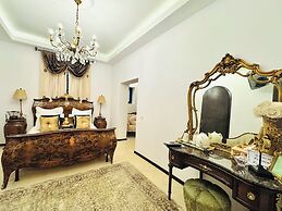 Conacul Coroanei Luxury Boutique Hotel
