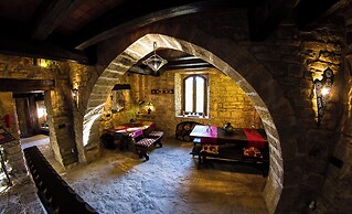 Fortaleza Medieval La Manyosa