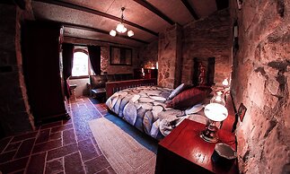 Fortaleza Medieval La Manyosa