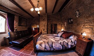 Fortaleza Medieval La Manyosa