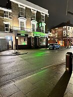 Green Ariana hotel and restaurant