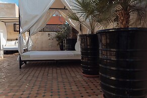 Riad Valentine