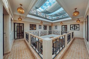 Riad Valentine