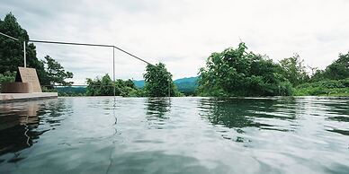 Snow Peak FIELD SUITE SPA HEADQUARTERS