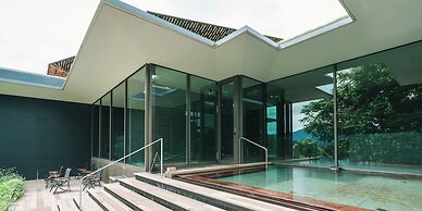 Snow Peak FIELD SUITE SPA HEADQUARTERS