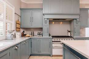 The Florence - From 1500 Per Night