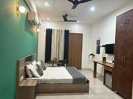 Haven Hotel Sector 31,Gurugram