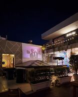 Haven Hotel Sector 31,Gurugram