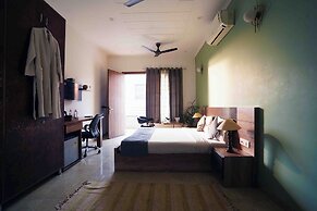 Haven Hotel & Corporate Suites, Sector 31, Gurgaon