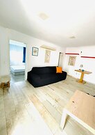 Barbara Gortito, 2 Bedrooms Flat With A Sea View