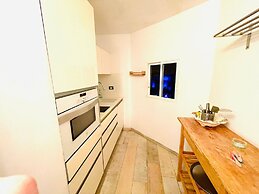 Barbara Gortito, 2 Bedrooms Flat With A Sea View