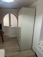 Barbara Gortito, 2 Bedrooms Flat With A Sea View