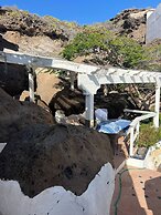 Barbara Gortito, 2 Bedrooms Flat With A Sea View