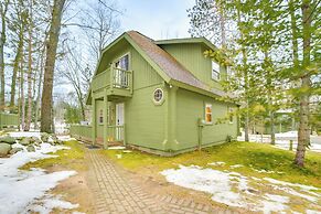 Golf, Swim & Soak in Pond Views: Lewiston Escape!