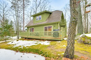 Golf, Swim & Soak in Pond Views: Lewiston Escape!