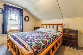 Lakefront Cabin w/ Shared Beach in Cecil!