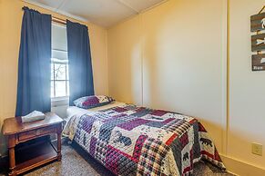 Lakefront Cabin w/ Shared Beach in Cecil!