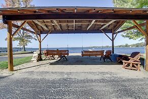 Lakefront Cabin w/ Shared Beach in Cecil!