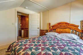 Lakefront Cabin w/ Shared Beach in Cecil!