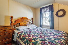 Lakefront Cabin w/ Shared Beach in Cecil!