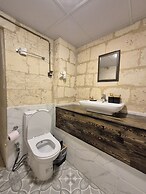 Şanliruha Konukevi ve Sira Geceleri