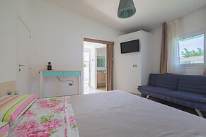 Little House With Garden in Otranto - Baia dei Turchi - pet Friendly