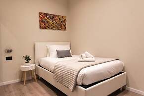 XXIV Domus Luxury Suites