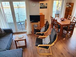 Hausboot in Barth am Barther Bodden