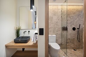 LIN Boutique Hotel by HOUSY HOST