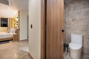 LIN Boutique Hotel by HOUSY HOST