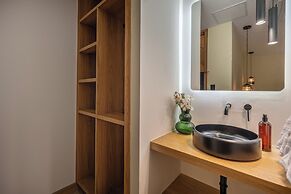 LIN Boutique Hotel by HOUSY HOST