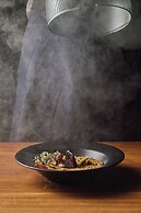 LIN Boutique Hotel by HOUSY HOST