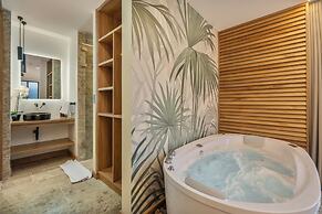 LIN Boutique Hotel by HOUSY HOST