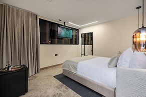 LIN Boutique Hotel by HOUSY HOST